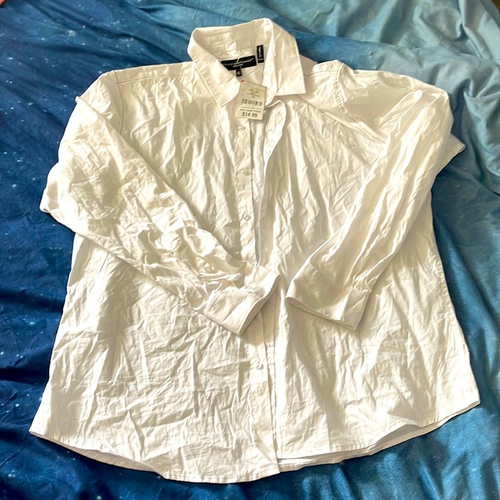 Brand is Truth Substance. Size XL. Color-white.